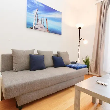 Modern Apartment With Terracce Top 3