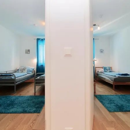 Apartment Modern Apartment With Terracce Top 3 *